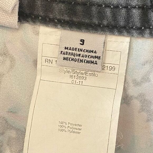 Roxy Floral Print Summer Beach Shorts - Picture 9 of 10